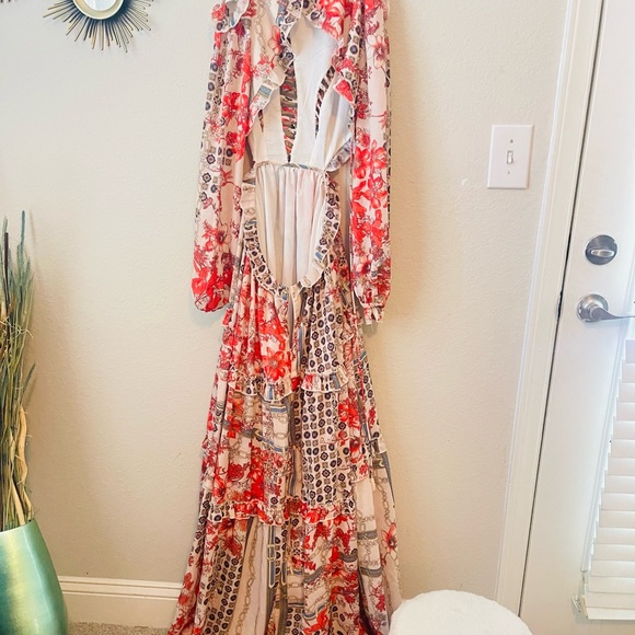 Long Maxi dress. - Picture 7 of 8